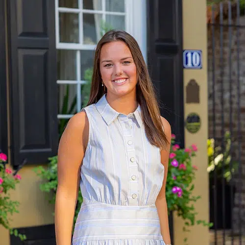 Headshot of Sadie Felton, Marketing Coordinator at Iskagna