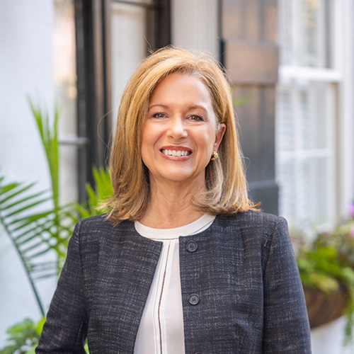 Kate Roberson headshot