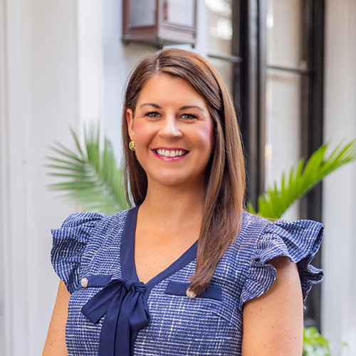 Kelly Scanlin headshot