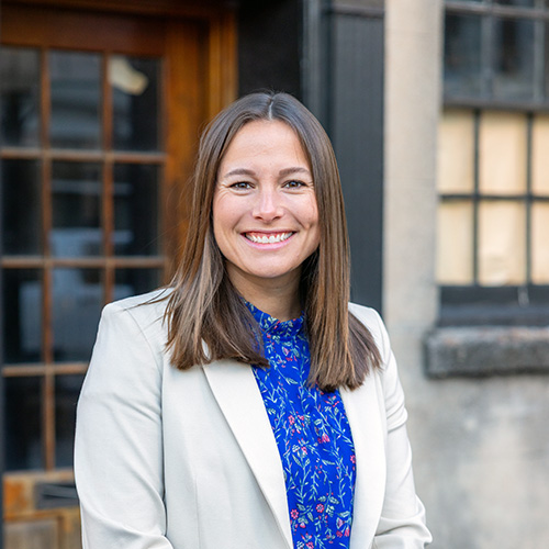 Delaney Hund headshot